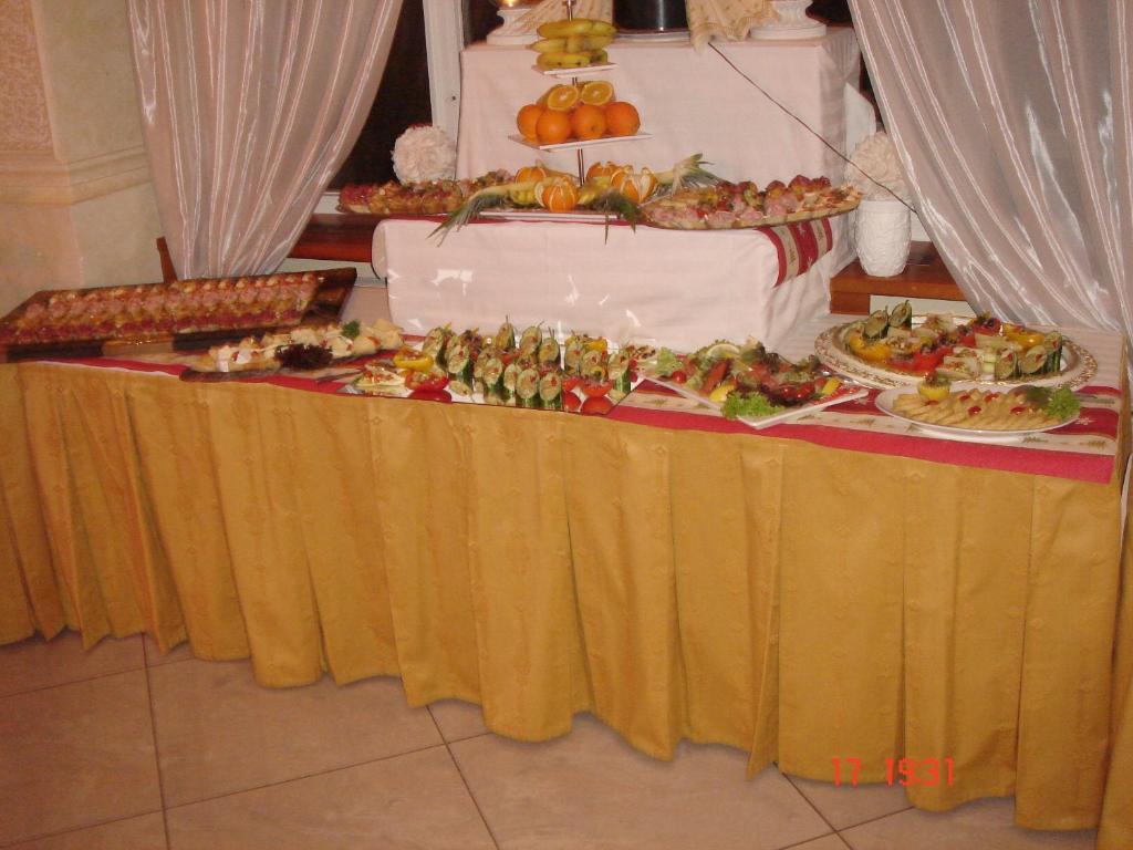 Hotel Bila Ruze بايسك المظهر الخارجي الصورة