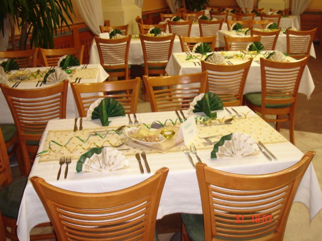 Hotel Bila Ruze بايسك المظهر الخارجي الصورة